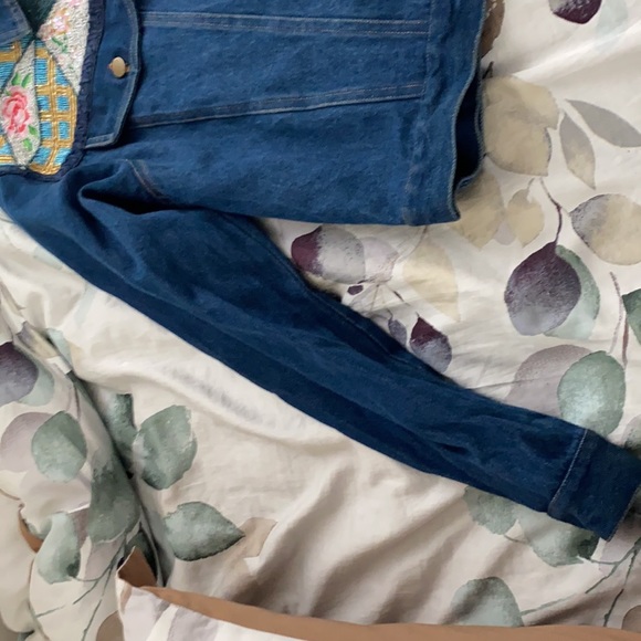 Jacket - Picture 2 of 5